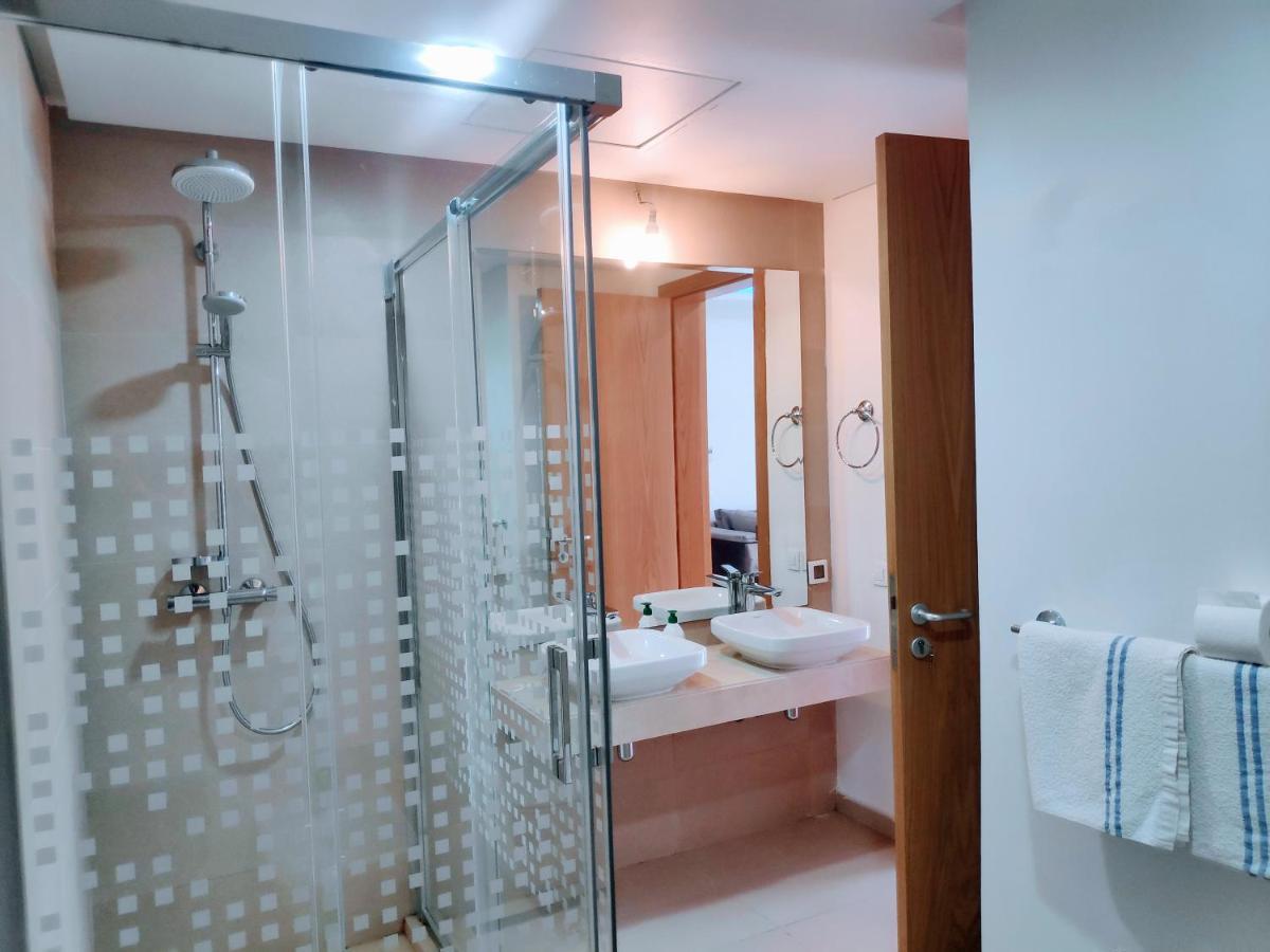 Salé La Marina Luxury Apartment Fully Furnished Free Wifi, High Standard Residence, Amazing Prime Location Close To Restaurants, Transport, Beach And Bouregreg River מראה חיצוני תמונה